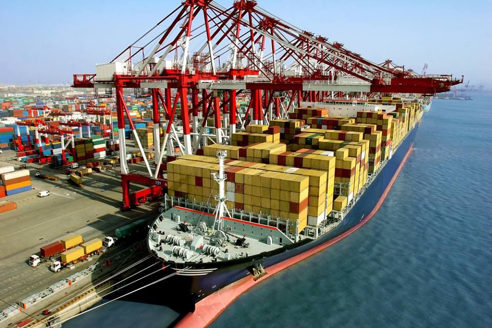 How to Avoid High Demurrage Fees at Middle Eastern Ports